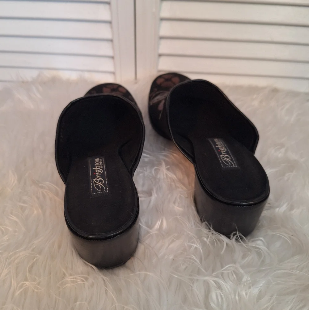 Brighton Fiona Floral Embroidered Clogs Sz 9M - Picture 5 of 6